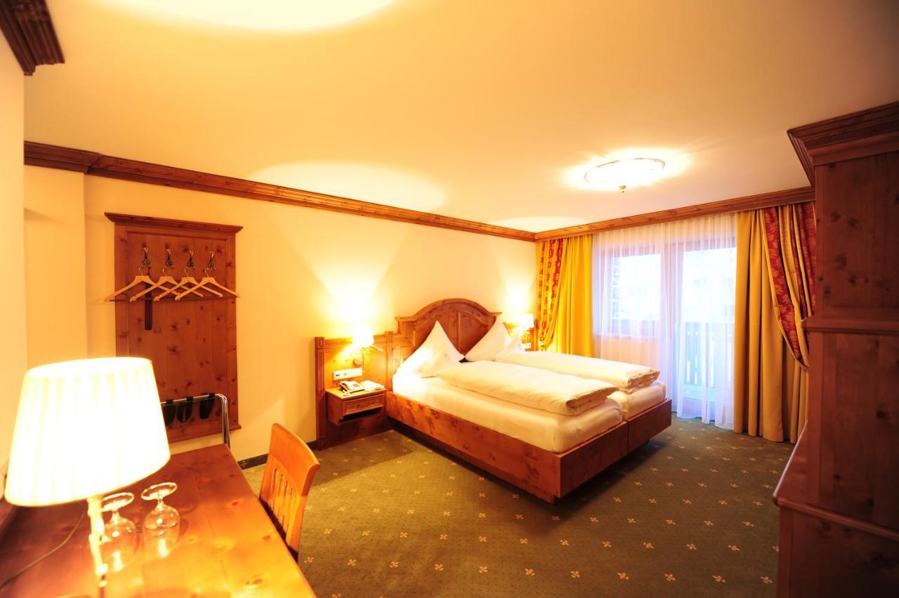 Hotel Max سيرفاوس المظهر الخارجي الصورة