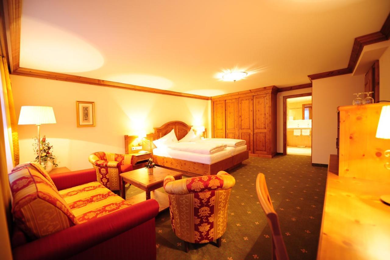 Hotel Max سيرفاوس المظهر الخارجي الصورة