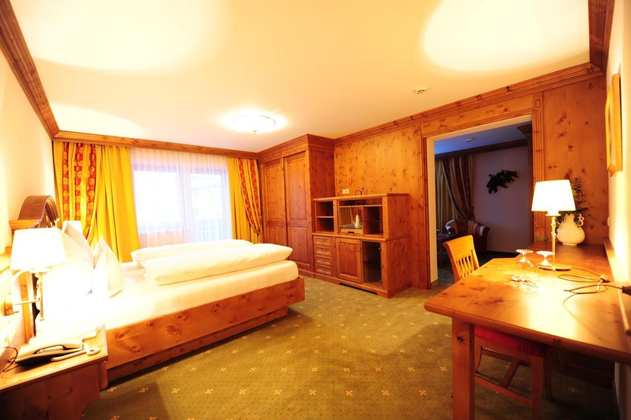 Hotel Max سيرفاوس المظهر الخارجي الصورة